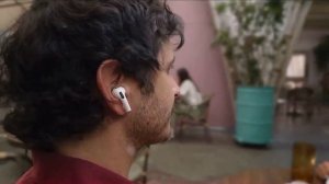 🎧 Apple представила AirPods Pro 3, с помощью них можно на ходу переводить с одного языка на другой
