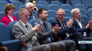 Внедрение технологий для безопасности и поддержки здоровья работников обсудили в Барнауле