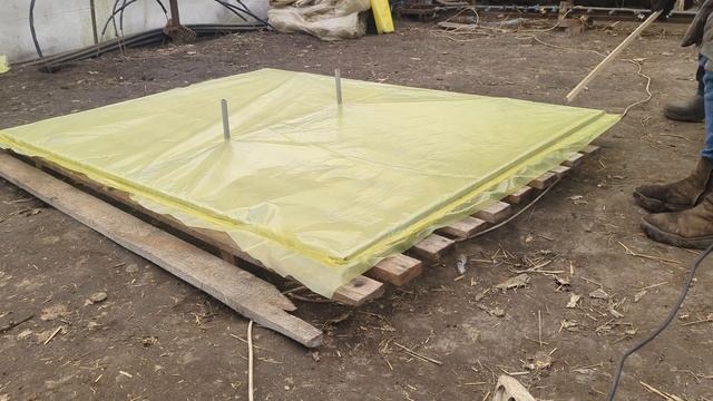 Обтяжка пленкой окон и дверей теплицы. Пайка пленки фе смотреть онлайн