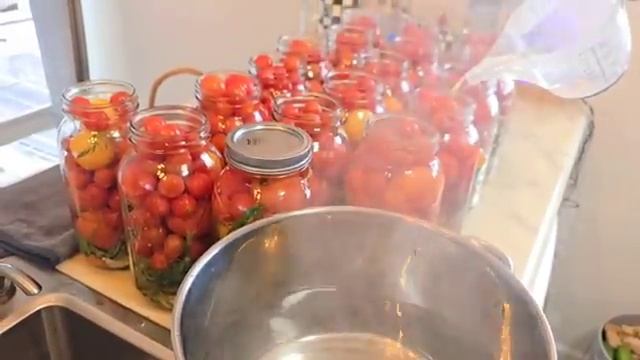 Сельчанка в Америке. ОЧЕНЬ ВКУСНЫЕ ПОМИДОРЫ НА ЗИМУ С РАСТИТЕЛЬНЫМ МАСЛОМ .