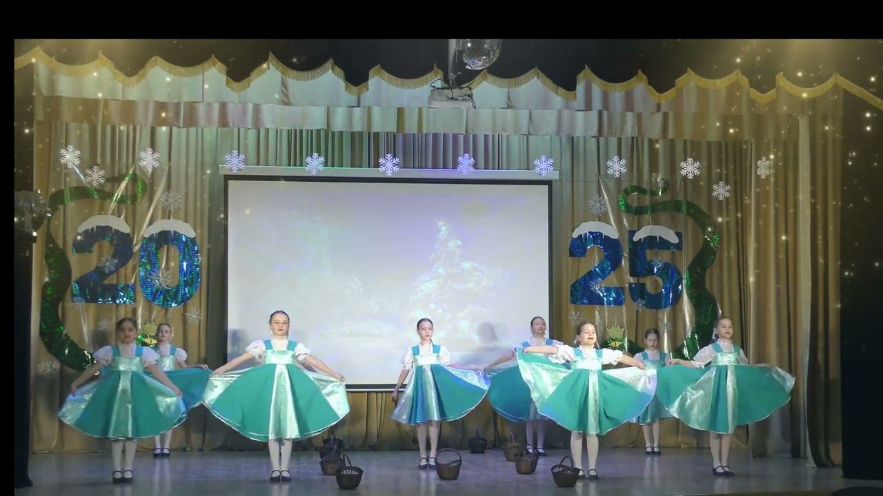 Овация - В лес с корзинками идем смотреть онлайн