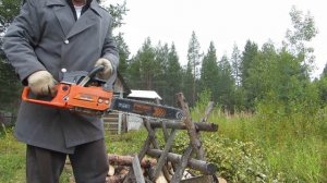 Бензопила CARVER - испытание лесом .