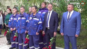 Митинг. Мемориал после реконструкции