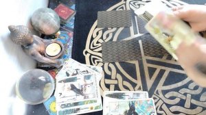 🔮🔮 Непонятное поведение подруги _ таро расклад