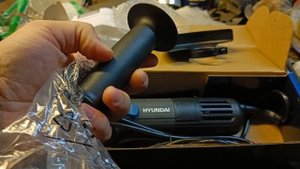 обзор угловой шлифовальной машинки hyundai HD-750AG