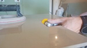 Вырез в керамограните, гравером