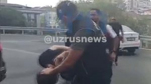 В Стамбуле безработный узбек зарезал жену