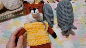 Продолжаю вязать игрушки крючком.Такса карандаш