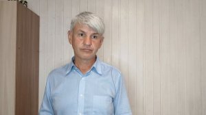 врач
