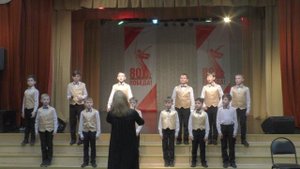 Младший хор мальчиков "Эхо" -  Вдоль по улице молодчик идёт
