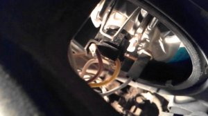 как поменять лампочку ближний- дальний