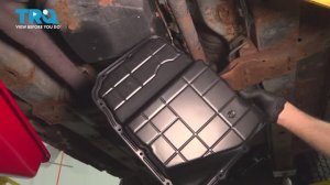 108. Как заменить масляный поддон коробки передач 545 (5-45) на Jeep WJ (1999 - 2004)
