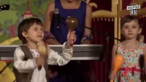 песня. там где клён шумит. иван бутько и семья