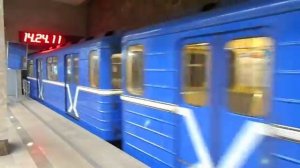 Нижегородское метро. "Номерной" отправляется в оборот. Станция "Горьковская", 2015 год