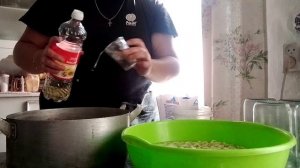 Сделаете если такую капусту на зиму - не пожалеете. Это очень вкусно. Приятного просмотра 😉.
