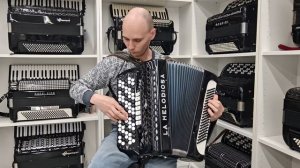 МеГа Обзор Баяна - La Meladiosa