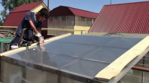 Супер новая и правильная крыша у теплицы