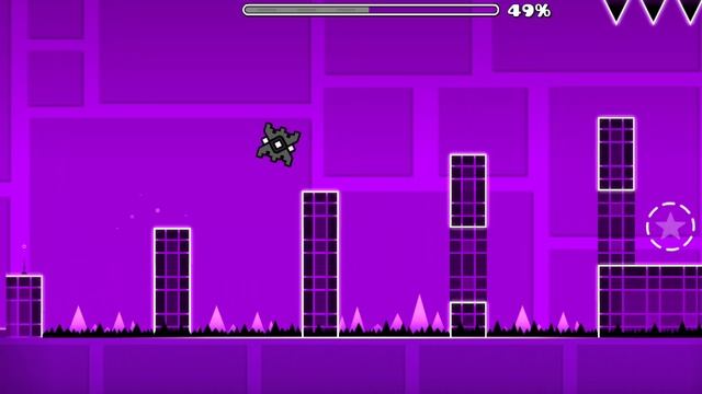 Играю в Geometry Dash