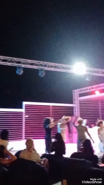 Дискотеки в Sunrise Holidays Resort 5* смотреть онлайн