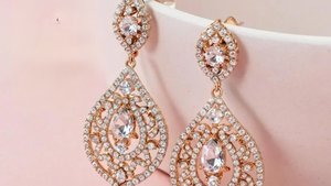 ✨ Ваши уши заслуживают лучшего: Сережки, которые покоряют сердца . Заказ на ватсап +79083191849