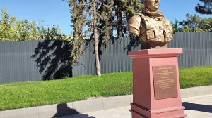 Аллея защитников Отечества Луганск