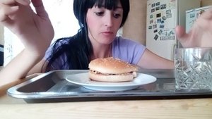 МУКБАНГ/Гамбургер