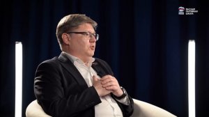 Высшая партийная школа «Единой России». Беседа с Андреем Исаевым об идеологии и истории Партии.