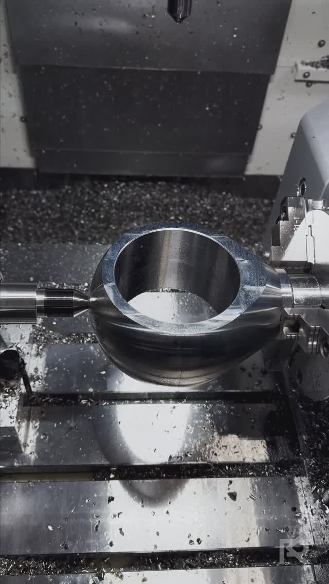 4 и 5 оси: поворотный и наклонно-поворотные столы | RONTEK смотреть онлайн