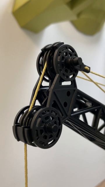 Радиоуправляемый кран HUI NA TOYS HN1572 1:14 2.4G смотреть онлайн