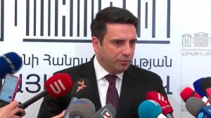 Армения не рассматривает вывод со своей территории военной базы России, заявил спикер парламента