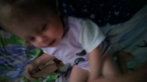 Светулька балуется