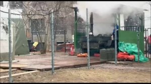 То ли кемпинг, то ли стройплощадка.