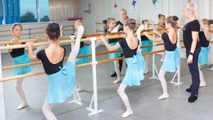 Визитная карточка Академии балета "Фуэте"