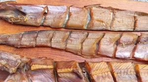 Сом холодного копчения пласт