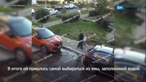 На территории ЖК Северная корона обвалился тротуар