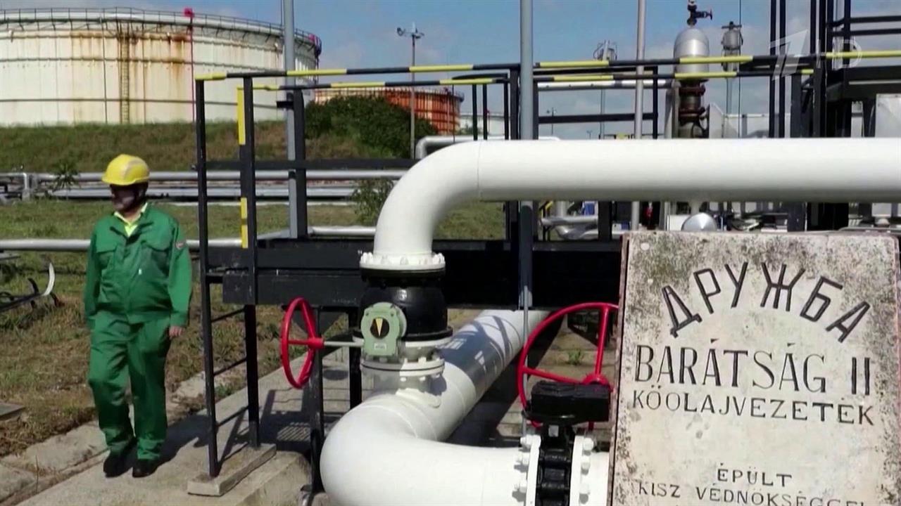 П. Сийярто заявил, что нападение Украины на нефтепровод "Дружба" вредит не РФ, а Венгрии и Словакии.