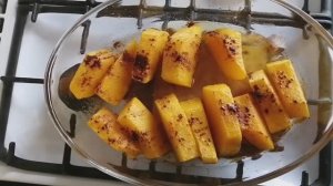 Тыква сладкая запеченная в духовке с корицей . Простой рецепт но отличный результат.