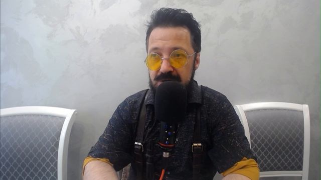 Блогер Джарахов, которого Михалков назвал карликом, не отмылся. Задержан член Русской общины.