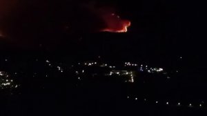 Лесной пожар близ Куэвас-дель-Валье (Авила, Испания, 30.07.2025).