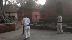 Ожидание загрузки видео...