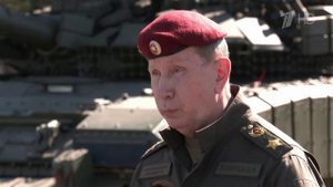 Виктор Золотов заявил о воссоздании в Росгвардии танковых подразделений и артиллерии
