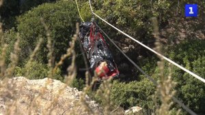 Эвакуацию «пострадавшего» отработали в районе бухты Александры