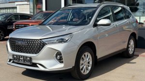 HAVAL M6 серый МКПП на улице