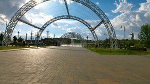 Прогулка от Волгоград-арены вдоль Мамаева кургана