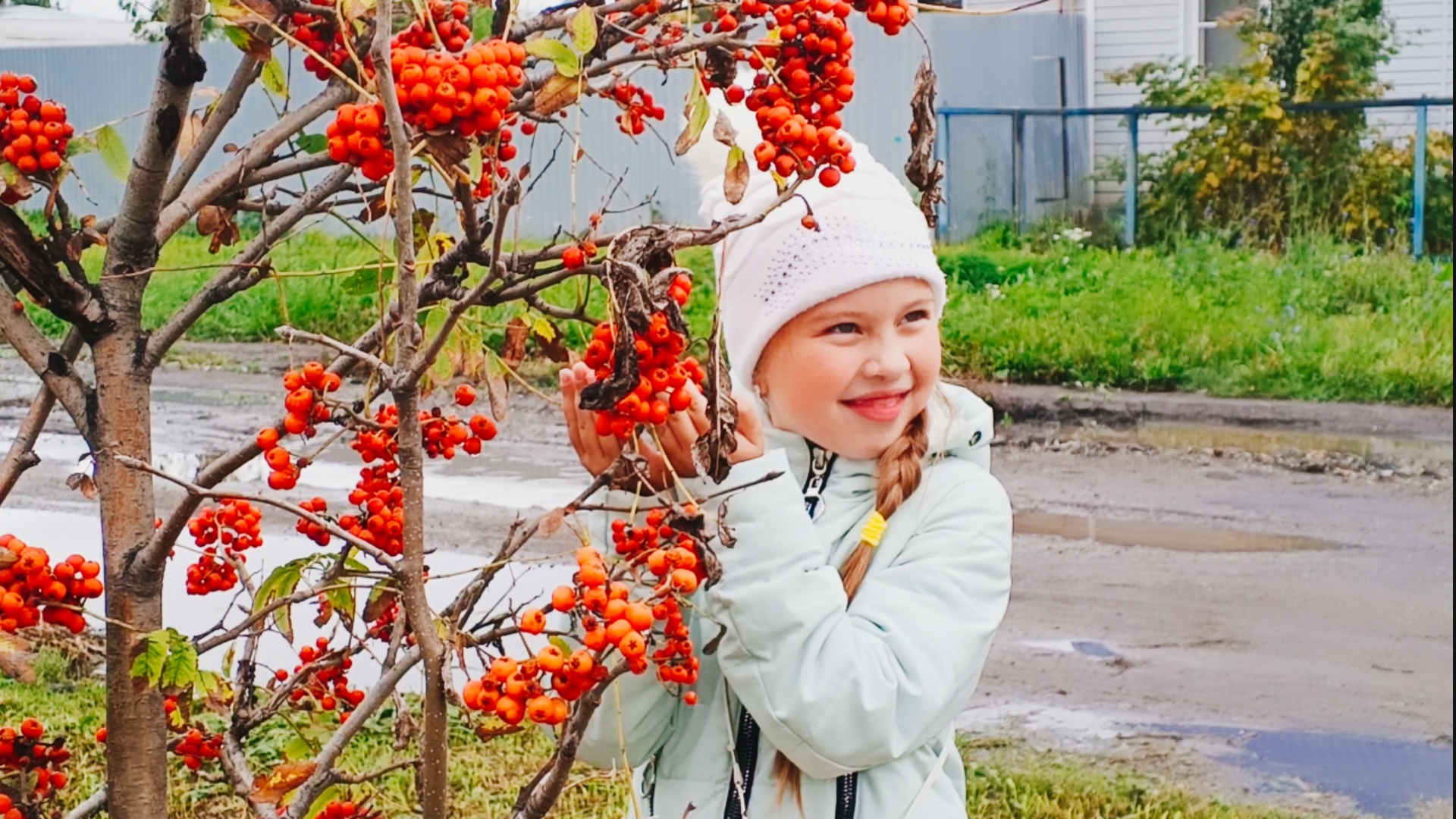 Живём,как умеем,  по- другому никак..  Отвечаю на вопросы..Жизнь деревенская .