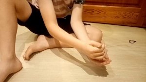 Игра: Кан - Ги - Нори (отсылка на фильм "Игра в кальмара 2")