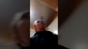 поехала в город