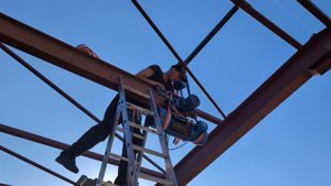 Монтаж электротельфера вручную ч.2