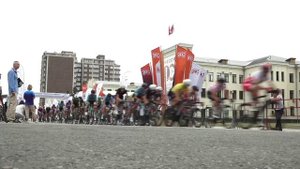 В центре Черкесска прошло выступление виртуозов BМХ-фристайла