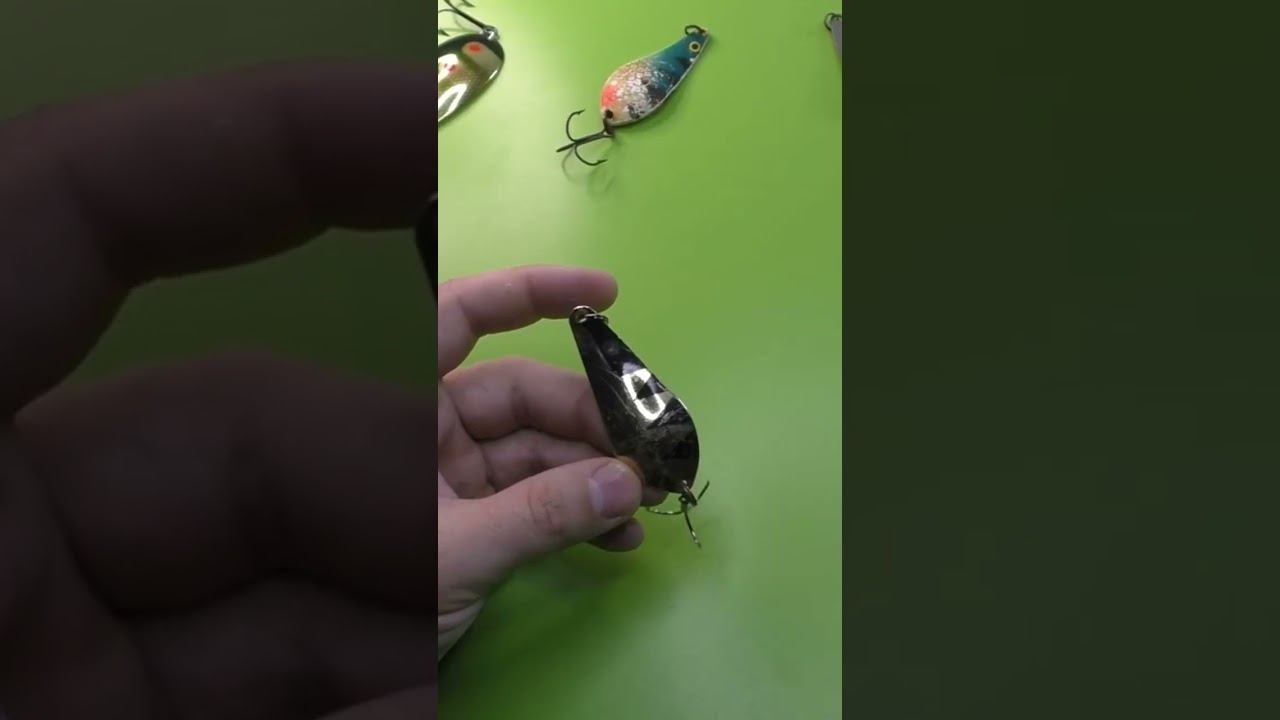 Кого ловить на блесну Атом #рыбалка #блесна #спиннинг #shorts смотреть онлайн